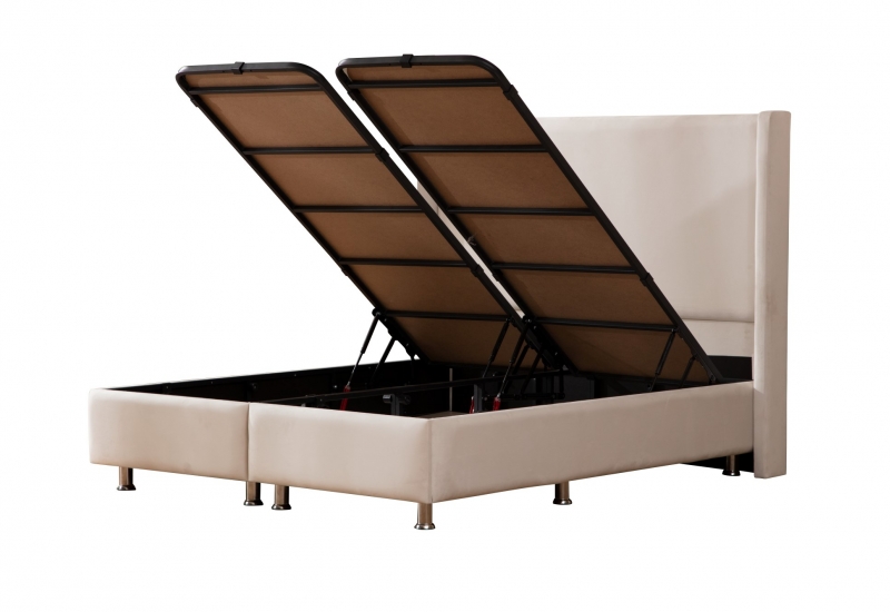 <p>LUCCA BAZA TAKIMI</p>
